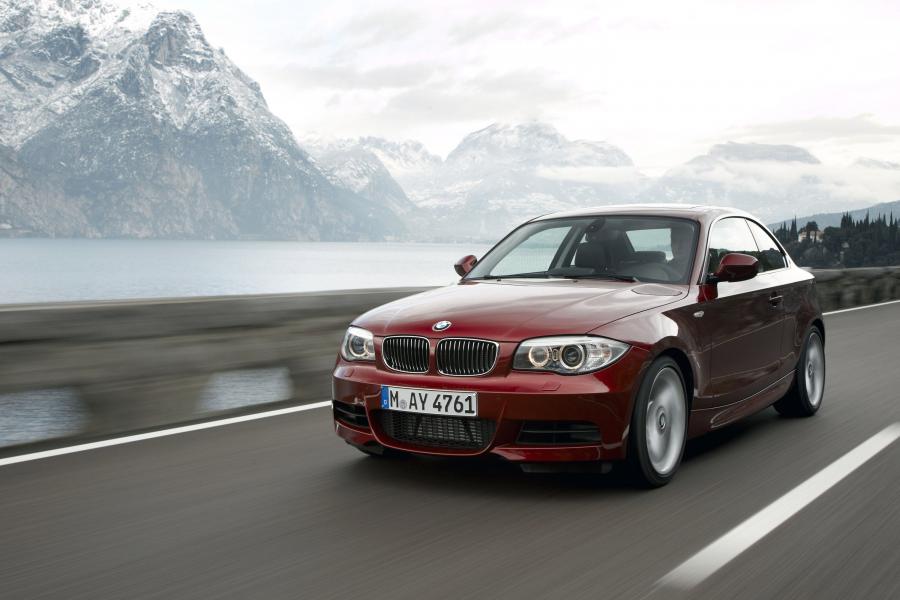  BMW 1-Series Coupe 2011 года  (фото 31 из 77)